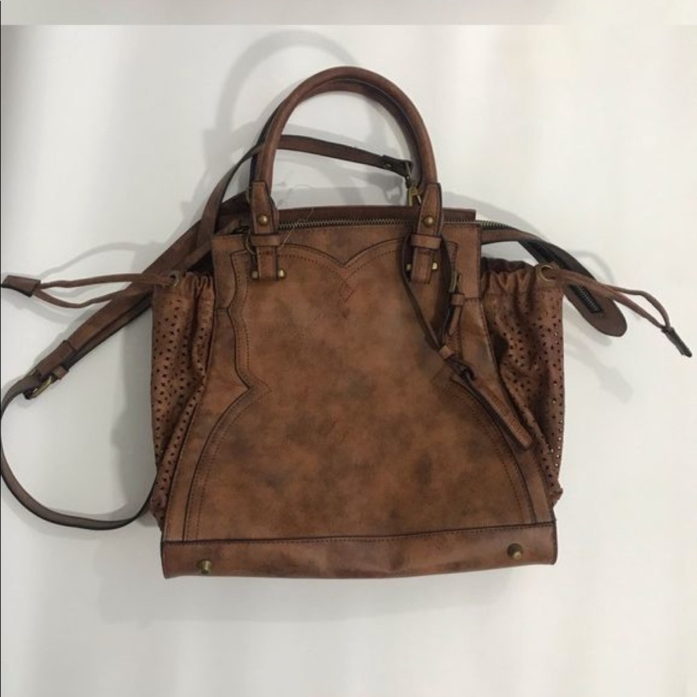 Brand new Altar’d State purse!